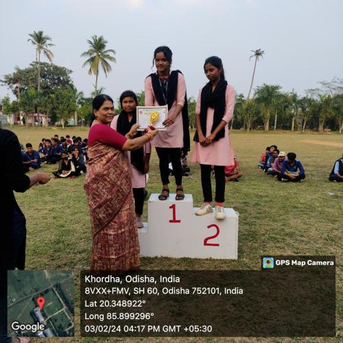 Prize-Distribution-of-Girls-students